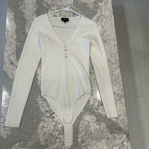 BARDOT RIBBED BUTTON UP BODYSUIT SIZE MEDIUM